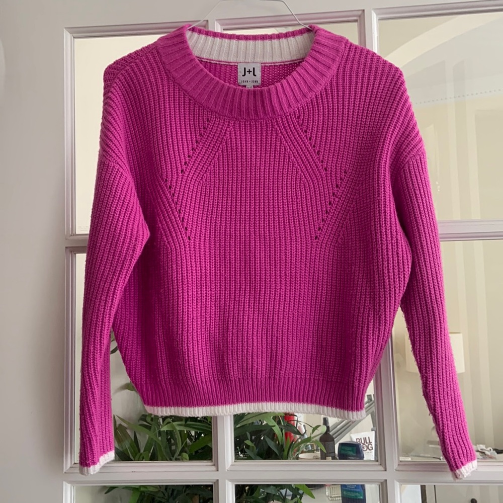 John + Jenn Neiman Marcus Barbie pink acrylic blend knit sweater comfy - size XS